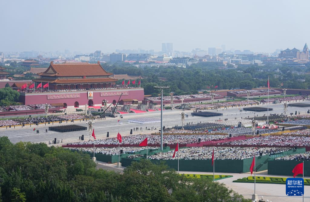 抗战胜利80周年!盐津铺子张学武第二次受邀观礼祖国大阅兵! 抗战胜利80周年!盐津铺子张学武第二次受邀观礼祖国大阅兵!