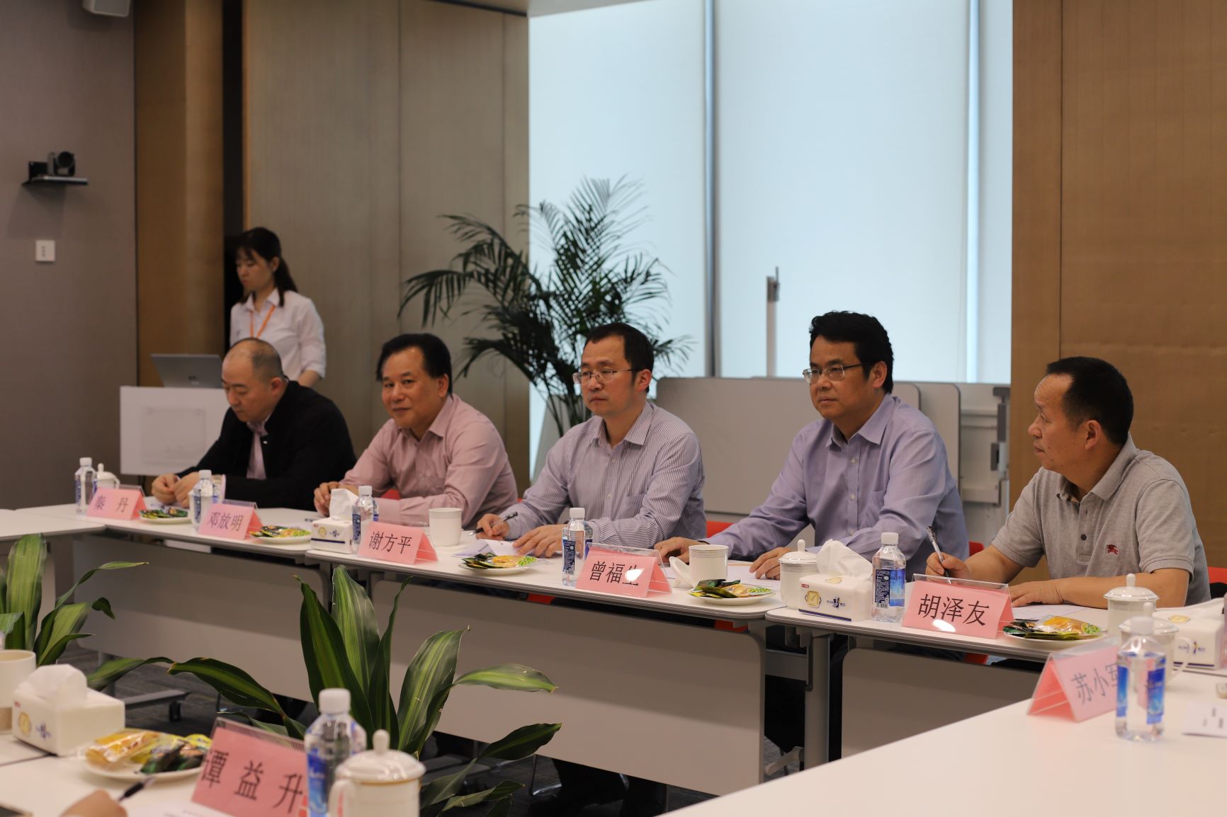 盐津铺子与湖南农业大学构建产学研战略凯发娱乐的合作伙伴 盐津铺子与湖南农业大学构建产学研战略凯发娱乐的合作伙伴