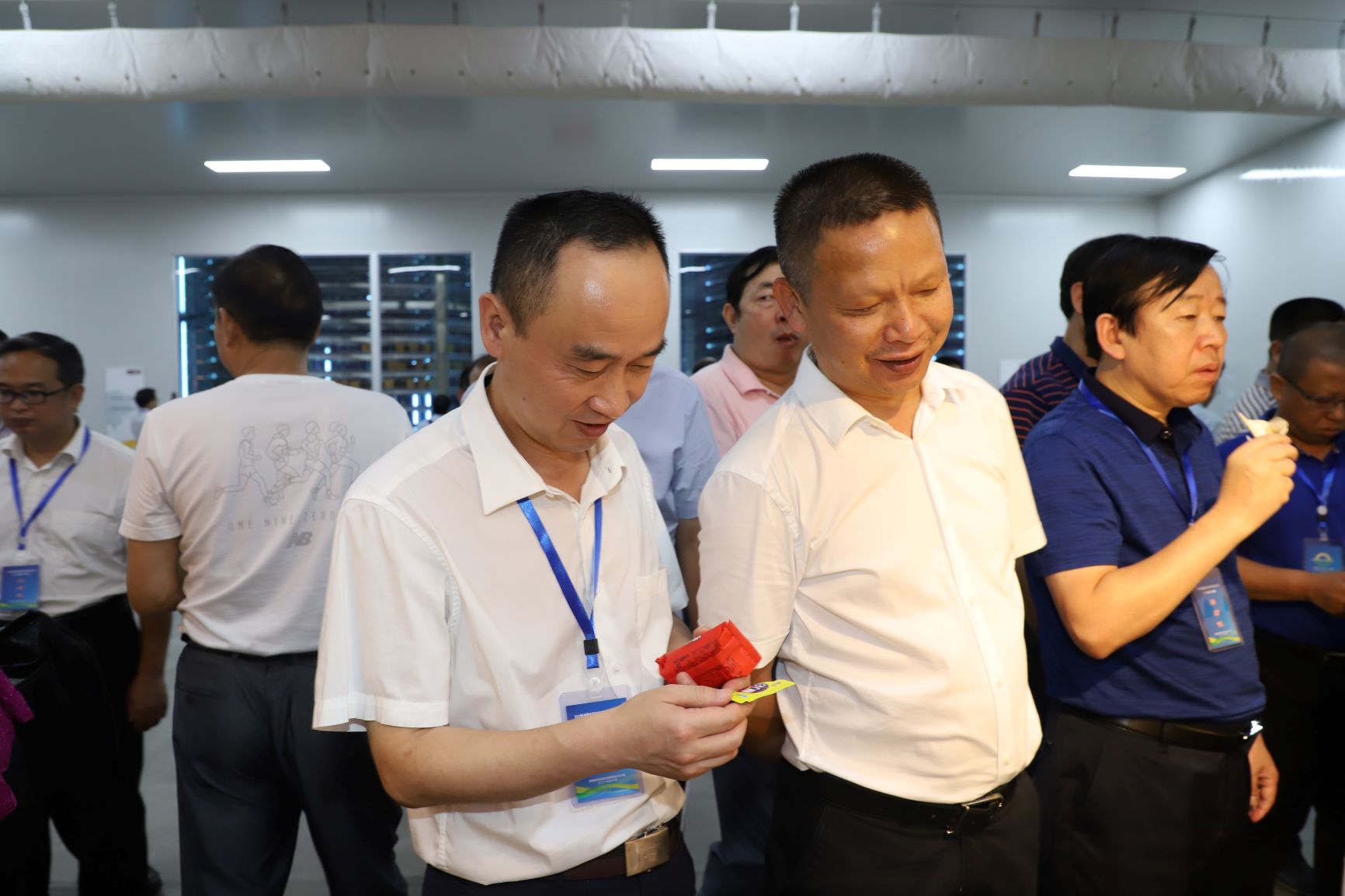 2019年全国食品安全宣传周“双安双创”现场会观摩盐津铺子 2019年全国食品安全宣传周“双安双创”现场会观摩盐津铺子