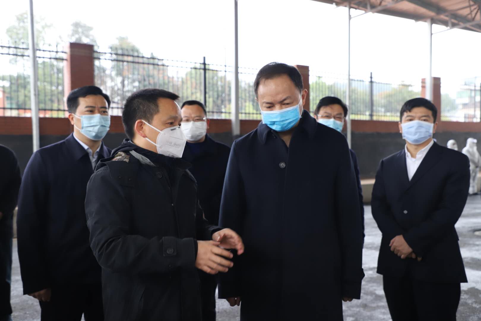 长沙市委副书记、代市长郑建新调研盐津铺子 长沙市委副书记、代市长郑建新调研盐津铺子