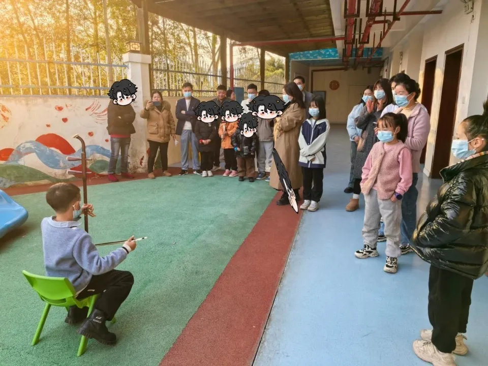 津彩纷呈 喜迎新春:盐津党委2025新春慰问系列活动 津彩纷呈 喜迎新春:盐津党委2025新春慰问系列活动