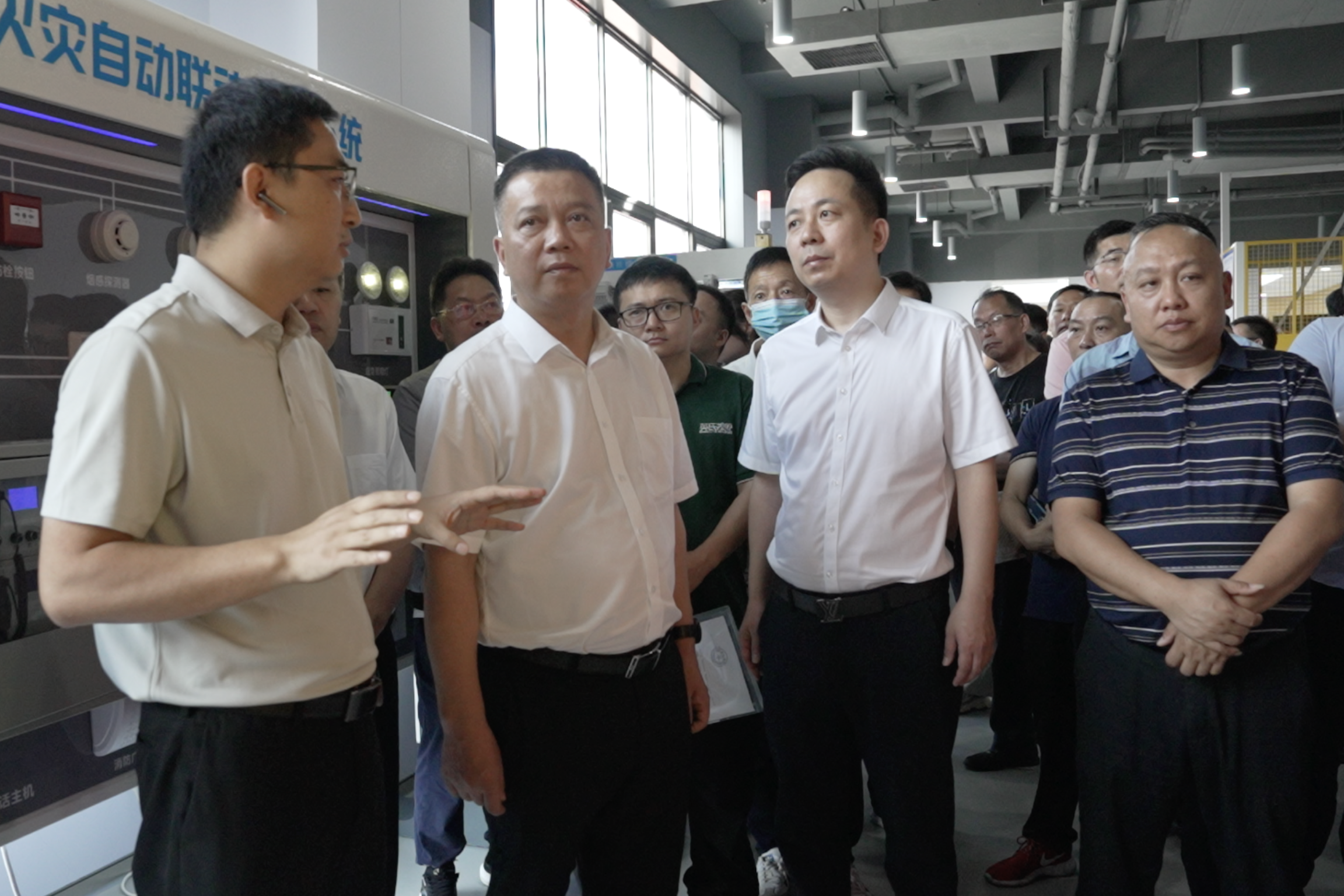 浏阳经开区安全生产月启动仪式在盐津铺子正式举行 浏阳经开区安全生产月启动仪式在盐津铺子正式举行