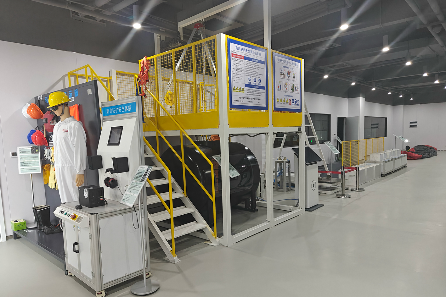 浏阳经开区安全生产月启动仪式在盐津铺子正式举行 浏阳经开区安全生产月启动仪式在盐津铺子正式举行