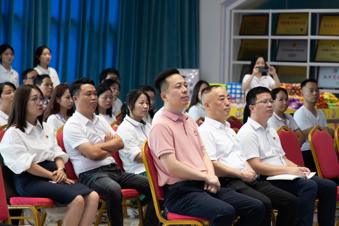 以高质量党建引擎驱动高质量发展新征程——中共盐津党委隆重召开年度总结暨表彰大会 以高质量党建引擎驱动高质量发展新征程——中共盐津党委隆重召开年度总结暨表彰大会