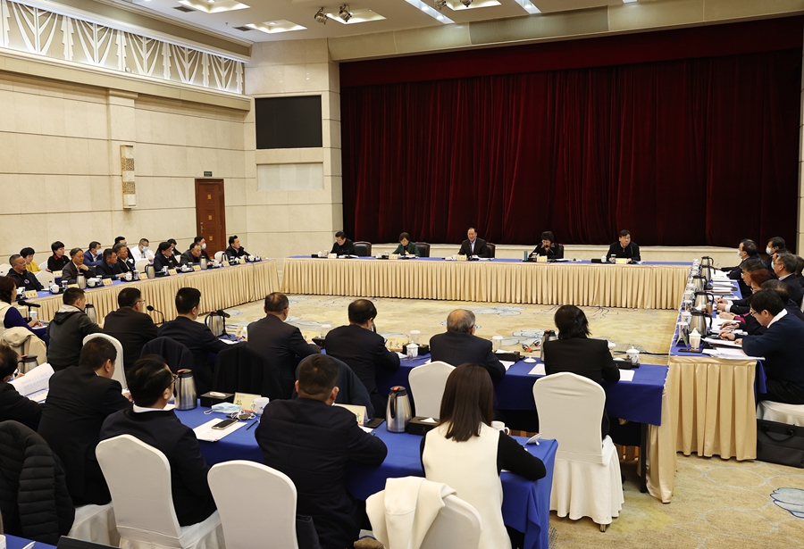 盐津铺子董事长张学武出席湖南省民营企业家座谈会 助力“三高四新”战略 盐津铺子董事长张学武出席湖南省民营企业家座谈会 助力“三高四新”战略