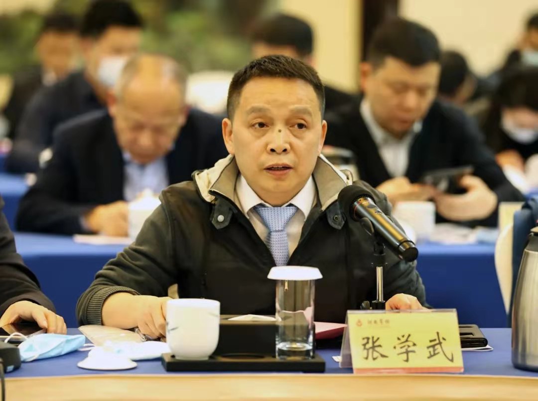 盐津铺子董事长张学武出席湖南省民营企业家座谈会 助力“三高四新”战略 盐津铺子董事长张学武出席湖南省民营企业家座谈会 助力“三高四新”战略