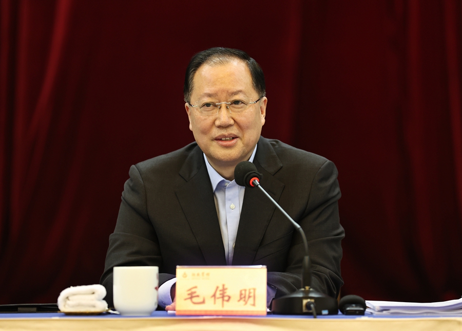 盐津铺子董事长张学武出席湖南省民营企业家座谈会 助力“三高四新”战略 盐津铺子董事长张学武出席湖南省民营企业家座谈会 助力“三高四新”战略