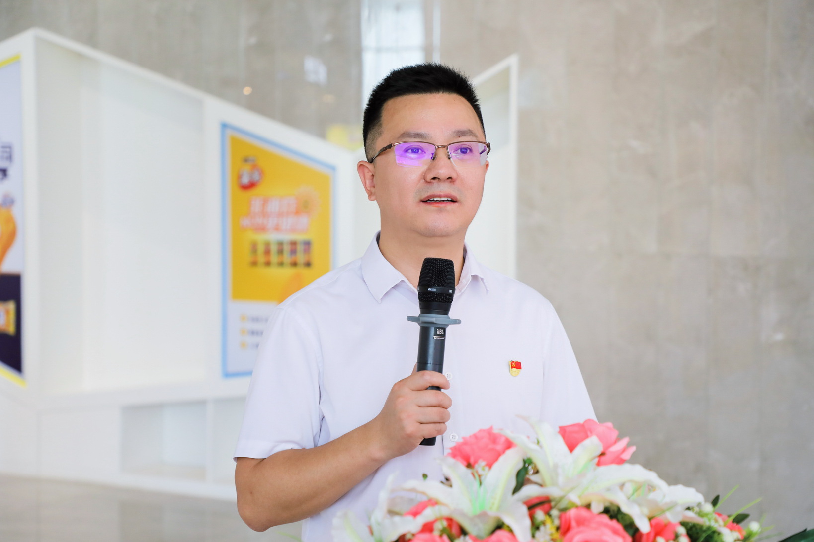 全员学标法 担责护食安 盐津铺子2023年“质量月”活动 全面启动 全员学标法 担责护食安 盐津铺子2023年“质量月”活动 全面启动