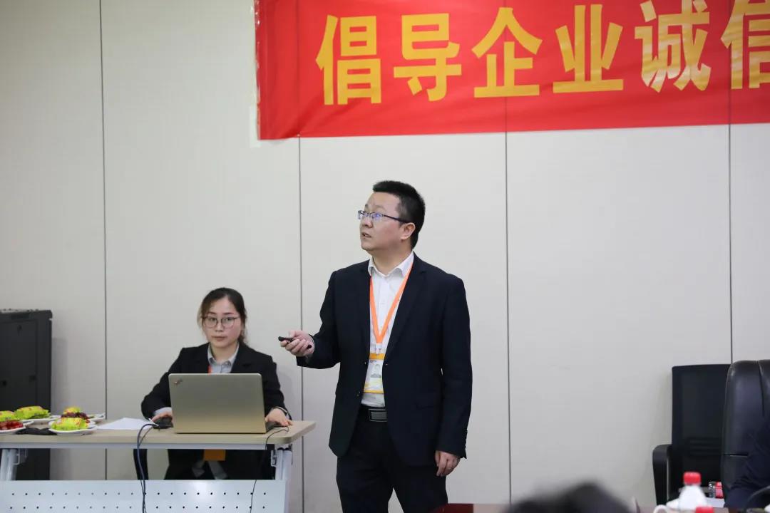 国家市场监管总局考察调研盐津铺子 国家市场监管总局考察调研盐津铺子