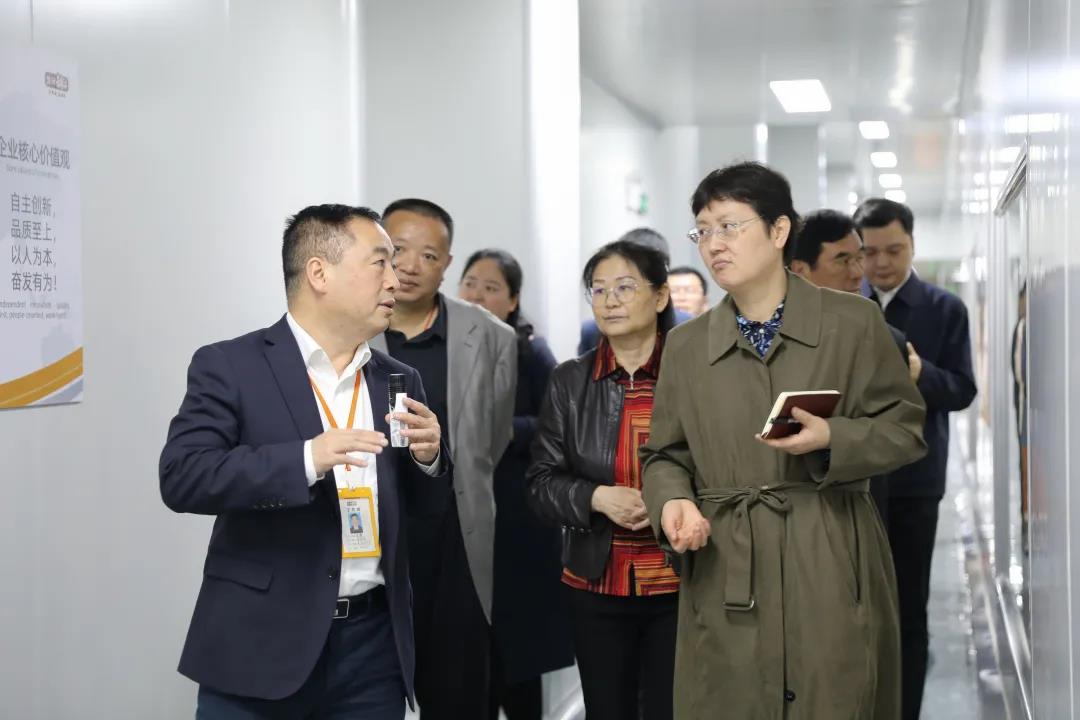 国家市场监管总局考察调研盐津铺子 国家市场监管总局考察调研盐津铺子